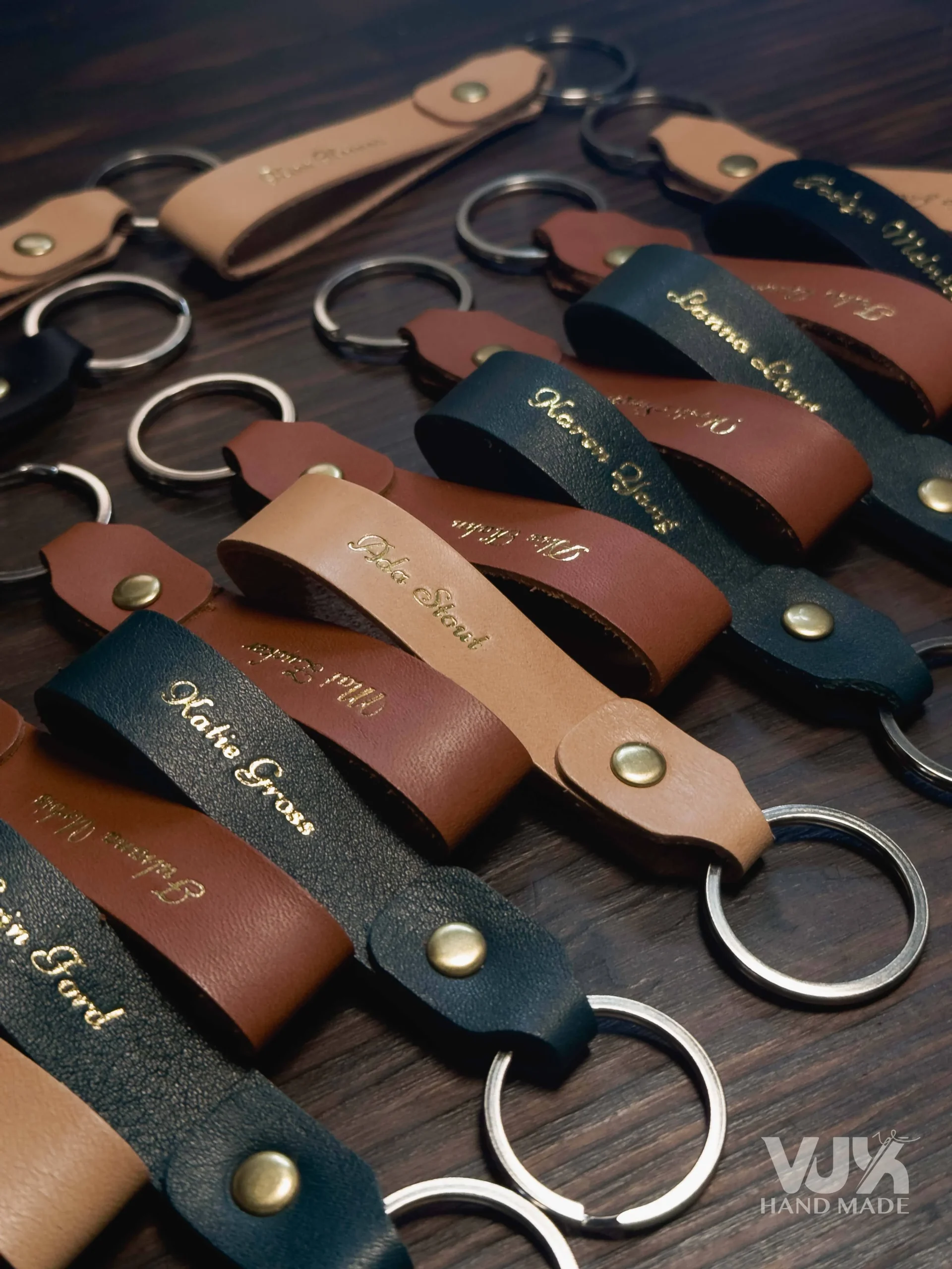 Móc khóa nhiều màu